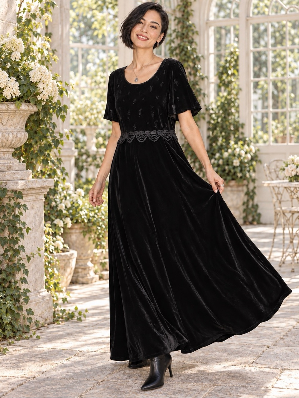 Molly Malloy Vintage Black Velvet Embroidered Maxi Dress Size 10